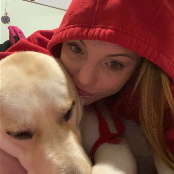 Meet your Posher, Melissa - Picture 3 of 6